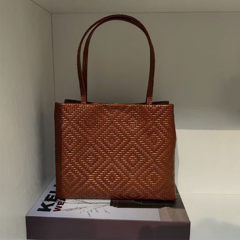 Mendy Genuine Leather Woven Pi - Leatherwork Workshop recension och pris