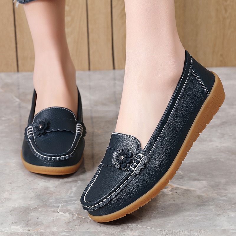 Women's Moccasins Solid Color  - Leatherwork Flowers recension och pris
